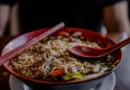 Холодные закуски с фунчозой (凉拌粉丝): пять базовых соусов и варианты подачи